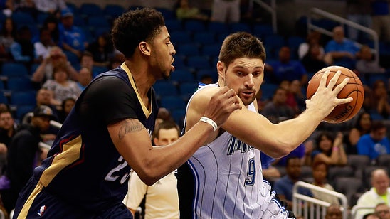 Vucevic records double-double in Magic preseason victory over Pelicans