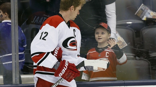 Carolina Hurricanes: Letting Eric Staal Go Was Mistake