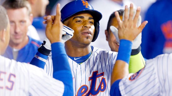 Birds of a feather: Cespedes, Rally Parakeet star in latest Mets win