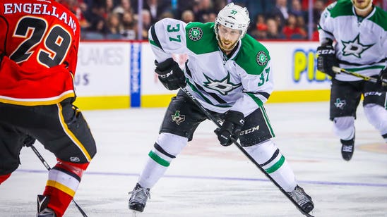 Stars sign forward Justin Dowling to two-year deal