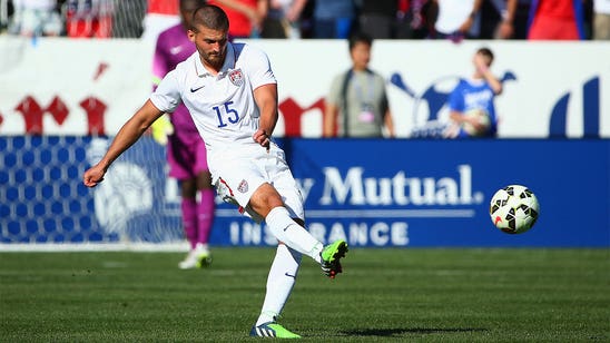 How does an unattached player benefit from USMNT camp?