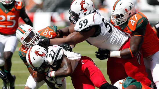Hurricanes soph LB Owens out for season with knee injury