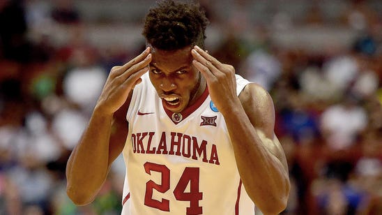 Roaming the halls with Buddy Hield's mom, who's too nervous to watch his games