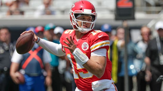 Chiefs escape serious trouble with Mahomes, lessening blow of losing Hill