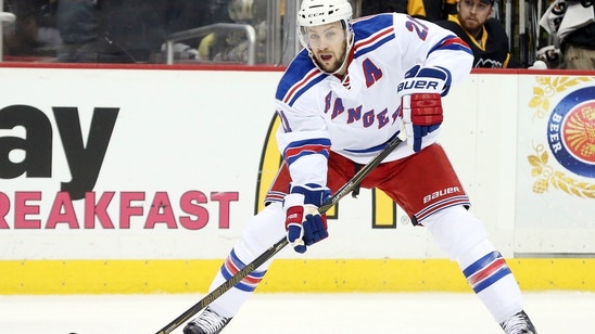 New York Rangers: Derek Stepan is a Valuable Veteran Presence