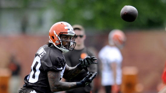 Bowe: Browns will prove doubters wrong with 'high-powered offense'