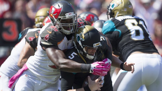 Jags QB Blake Bortles practices despite sprained shoulder