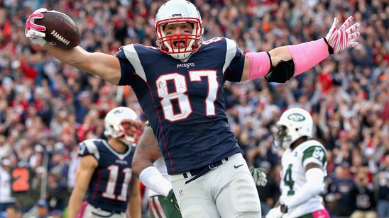 Tom Brady: Gronk is 'a little different' than Patriots' small-statured receivers