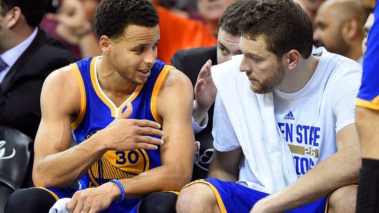 Stephen Curry tweets fond farewell to David Lee -- along with a video poke