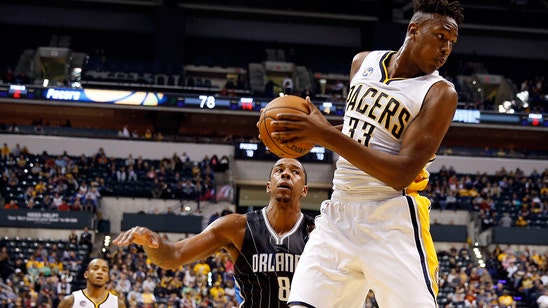 Injured thumb will keep Pacers' Turner out at least four weeks