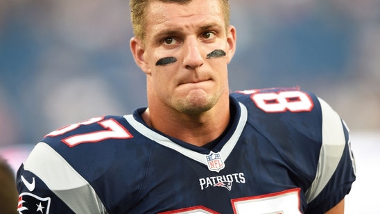 Rob Gronkowski reportedly suffered possible punctured lung vs. Seahawks