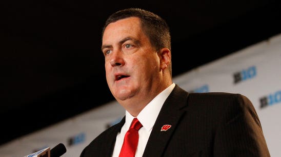 Chryst looking forward to Badgers' opener vs. LSU at Lambeau Field