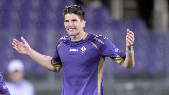 Fiorentina and Germany striker Gomez joins Besiktas on loan