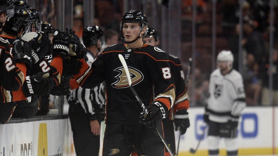 Lightning acquire F Mitch Hults from Ducks, assign him to Syracuse