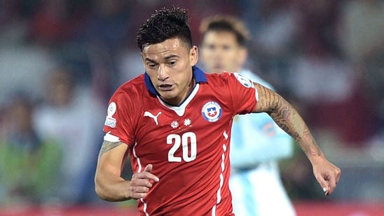 Bayer Leverkusen signs Chile midfielder Aranguiz from Internacional