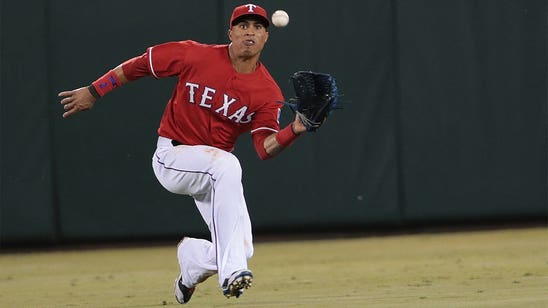 Mariners acquire outfielder Martin from Rangers in four-player trade