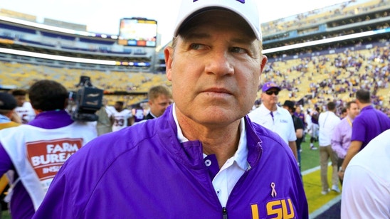 Could Tennessee Vols Defensive Coordinator Bob Shoop Replace Les Miles as LSU Tigers Head Coach?