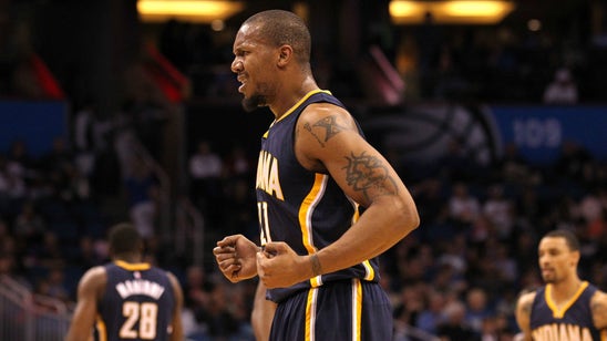 AP source: David West takes minimum to join Spurs