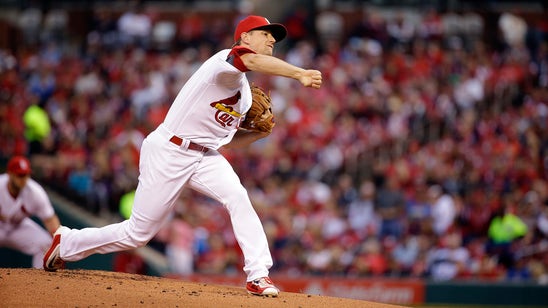 Leake falls to 0-3 as Cardinals drop opener to Nationals 5-4