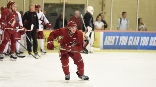Uncle's guidance makes Arizona a second home for Coyotes' Capobianco
