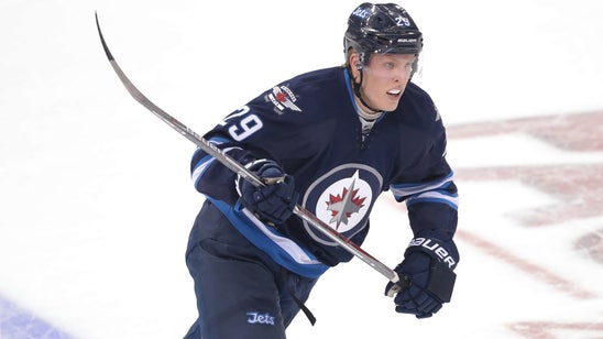 Patrik Laine absolutely dominated first rivalry game against Auston Matthews