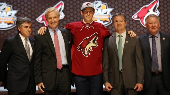 Arizona Coyotes: Brendan Perlini Lighting Up AHL With Tucson Roadrunners