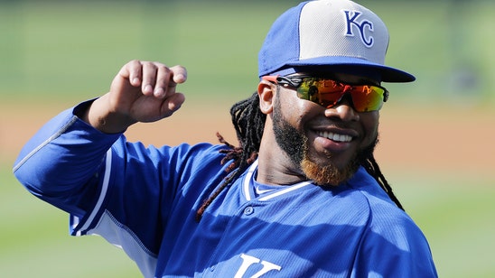 Lookin' good in blue: Johnny Cueto joins Royals in Cleveland