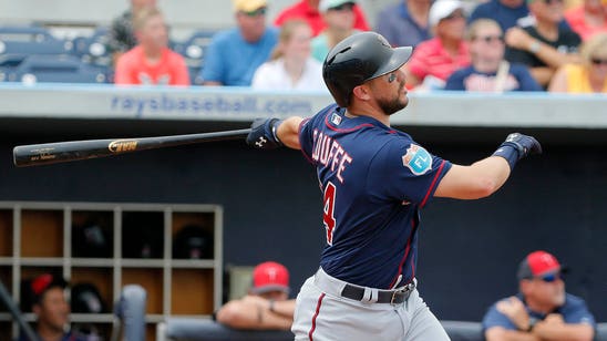 Plouffe goes on 15-day DL; Twins call up Polanco