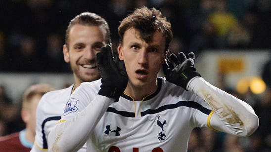 Napoli agree to deal with Tottenham for Vlad Chiriches