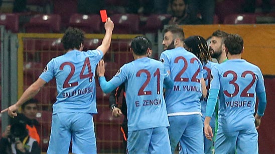 Trabzonspor player shows referee a red card, gets sent off