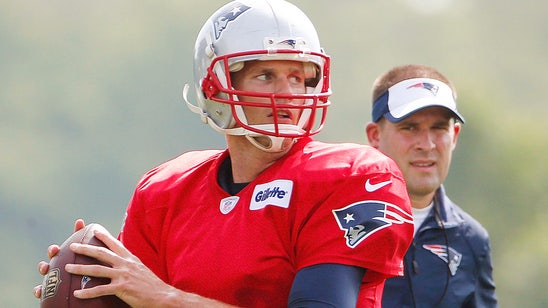 Fired-up Tom Brady talks trash, celebrates at Patriots camp