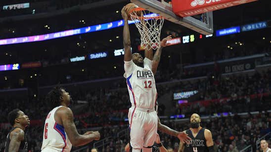 Clippers end 6-game skid with win over Suns