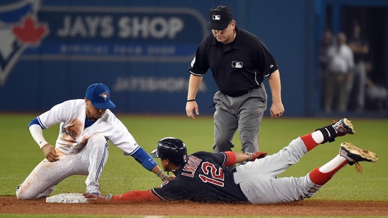 Francisco Lindor goes all-out with back-breaking slide to avoid tag (VIDEO)