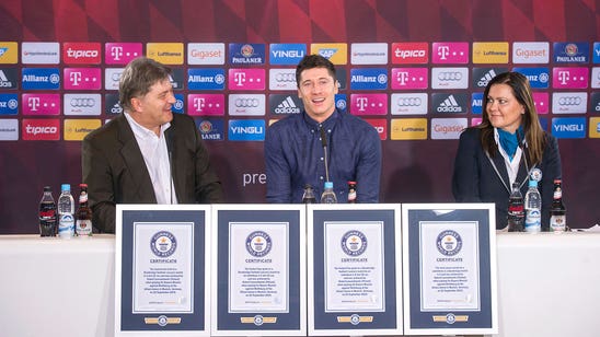 Lewandowski honored by Guinness Book of Records for five-goal haul