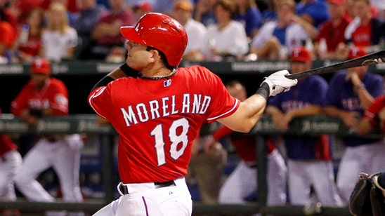Rangers and Mitch Moreland avoid arbitration with last-minute deal