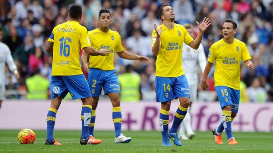 Pressure mounts for Sociedad's Moyes after loss to Las Palmas
