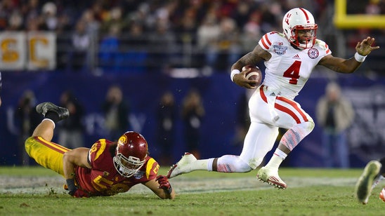 Tommy Armstrong is Huskers' most important player in 2015