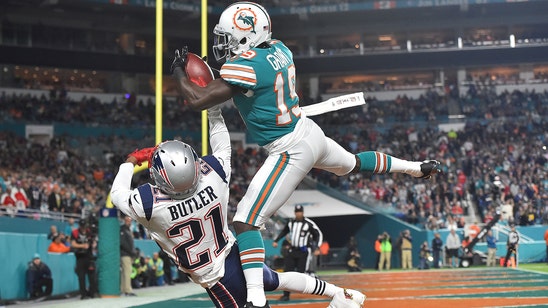 Xavien Howard picks off Tom Brady twice, Dolphins topple visiting Patriots
