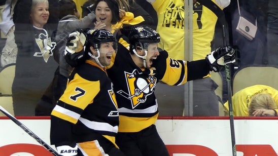 Sidney Crosby's OT winner fuels Penguins past Lightning to tie series