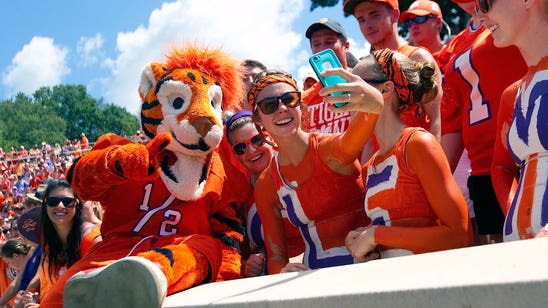 Photo: Clemson creates Match.com profile to attract ESPN's College GameDay