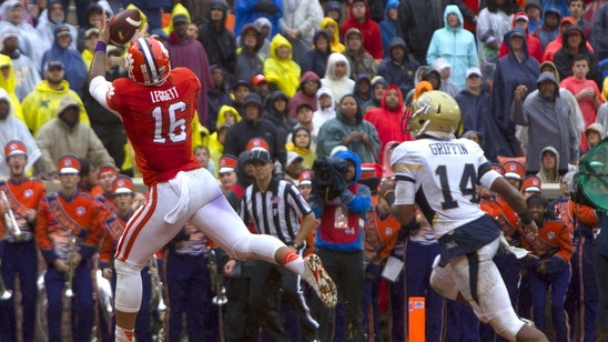ACC Players of the week: Jordan Leggett and Tyrone Crowder