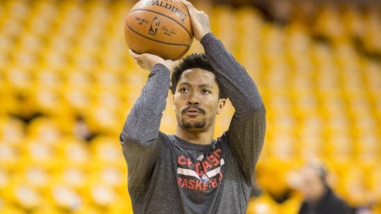 Why Knicks should contemplate trading for Derrick Rose