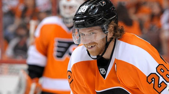 Flyers' Giroux receives shaving cream pie to face for birthday