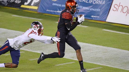 Smith's 2 TD passes lift San Diego St. past Fresno St, 21-7