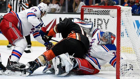 Ducks pound Rangers behind 4 goals in 1st period