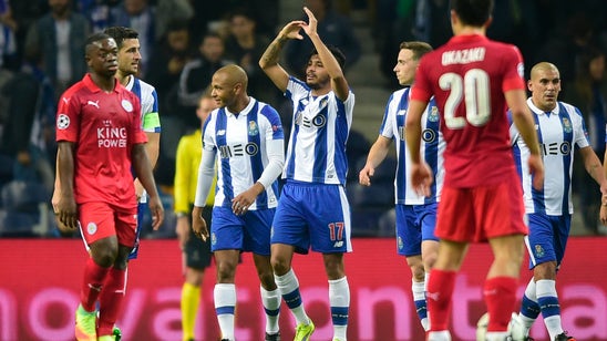 Watch Tecatito score a great volley in the Champions League