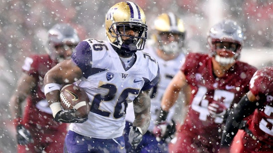 Snow Dawgs: No. 16 Washington topples No. 7 Wazzu 28-15
