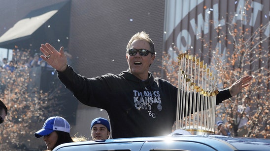 Royals thank fans during rally in Kansas City
