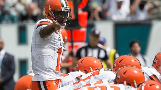 Cleveland Browns: Loss of Robert Griffin III May Help Develop Young Players