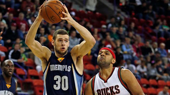 Suns draft Andrew Harrison 44th, trade him to Grizzlies for Jon Leuer